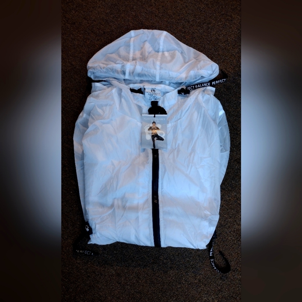 PERFECT BALANCE WORLD Yoga White  See-Through Jacket One Size